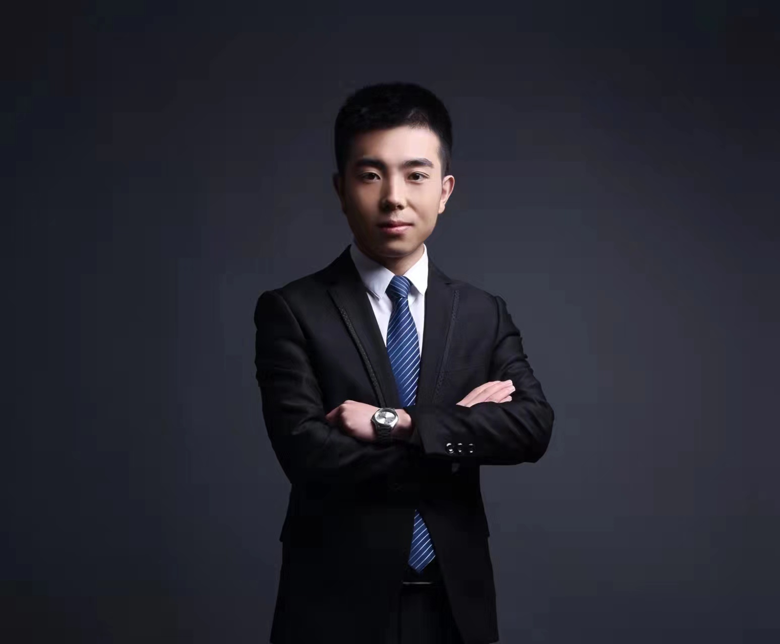 马鹏飞 副主任律师/合伙人