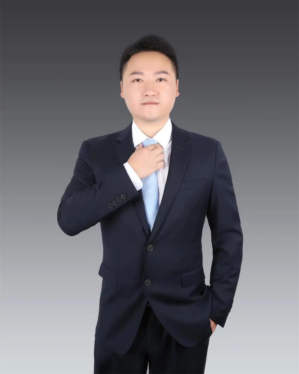 卢俊 专职律师